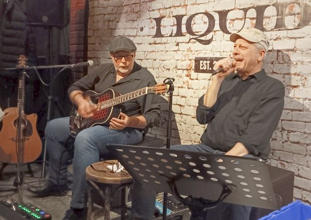 26 The Winklepickers 20250220 Liquid Bar small